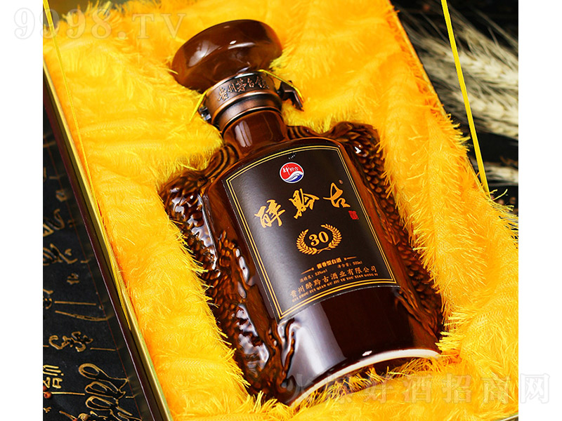 ��ǭ�ž�30���Y�У� �u���Ͱ׾ơ�53�� 500ml��