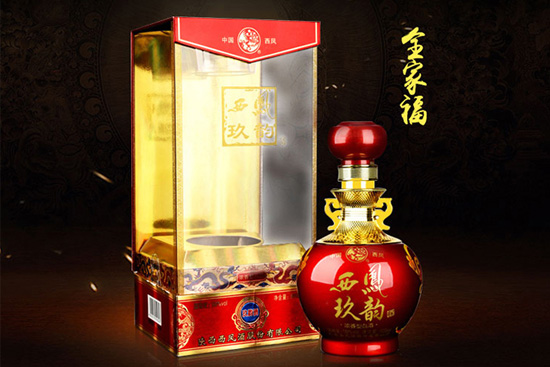 對(duì)話周艷花:讓西鳳成為年輕一代心中的國(guó)潮產(chǎn)品 對(duì)話周艷花:讓西鳳成為年輕一代心中的國(guó)潮產(chǎn)品