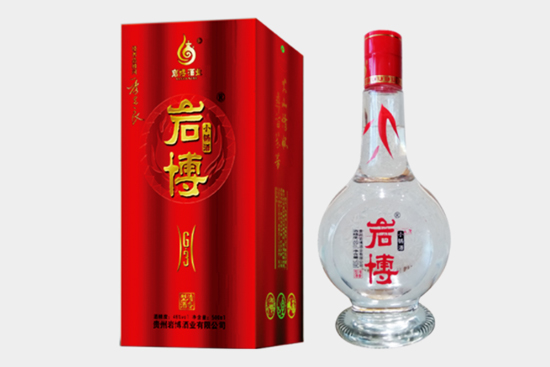 余留芬:力爭(zhēng)5年內(nèi)實(shí)現(xiàn)巖博酒業(yè)整體上市 余留芬:力爭(zhēng)5年內(nèi)實(shí)現(xiàn)巖博酒業(yè)整體上市