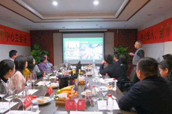 ʡƘI(y)f(xi)(hu)M(jn)ھƷ֕(hu)(hu)TλM(jn)зƾf