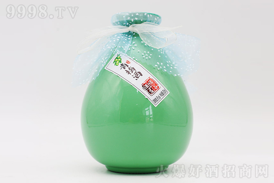 ZȾf÷ 8500ml ŮʿͶȻƃrX