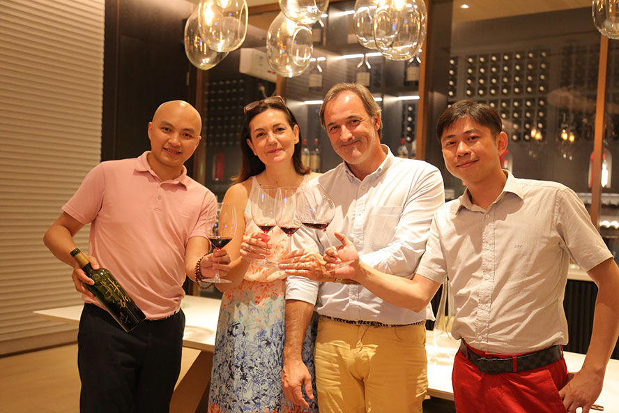 ǰ(yu)ч(gu)HQ(mo)޹˾