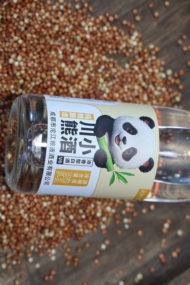 ��С�ܾƝ����Ͱ׾�V6��42��500ml��